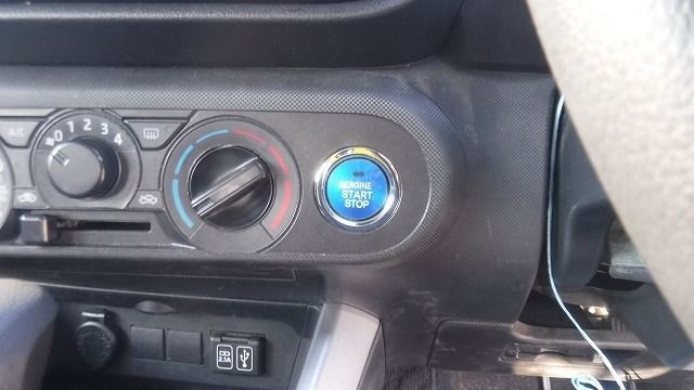 TOYOTA RAIZE 2020/11