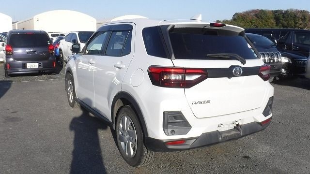 TOYOTA RAIZE 2020/11