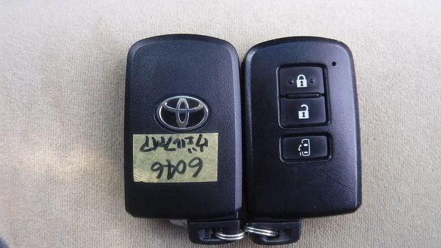 TOYOTA VELLFIRE 2018/4