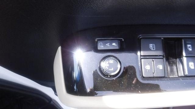 TOYOTA VELLFIRE 2018/4