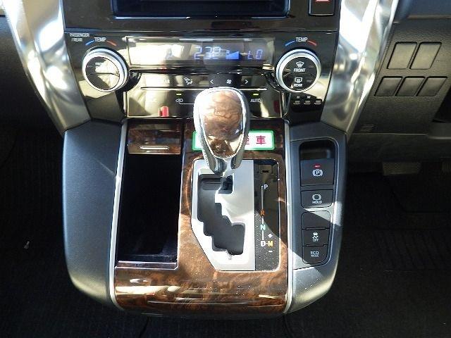 TOYOTA VELLFIRE 2019/7