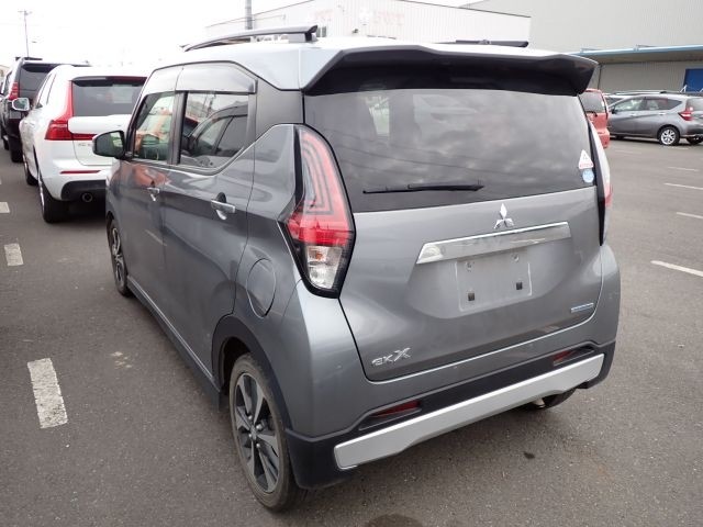 MITSUBISHI EK CROSS 2020/11