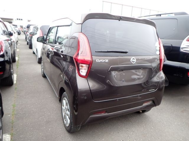 NISSAN DAYZ 2019/5