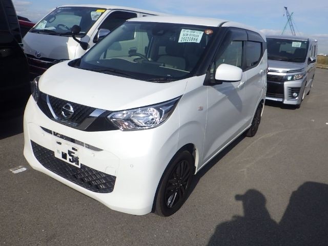 NISSAN DAYZ 2020/6
