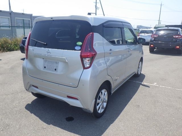 NISSAN DAYZ 2020/11