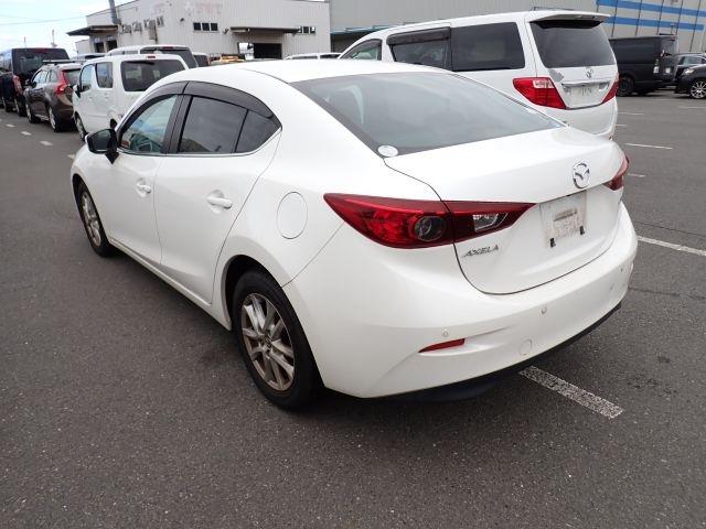 MAZDA AXELA 2018/10