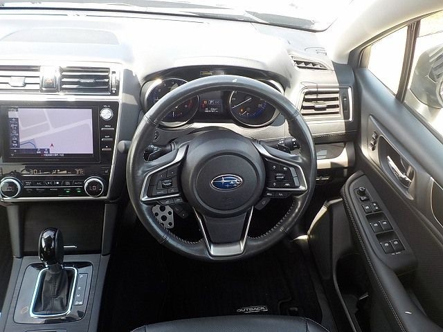 SUBARU OUTBACK 2019/6