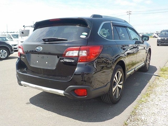 SUBARU OUTBACK 2019/6