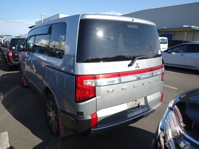 MITSUBISHI DELICA D:5 2019/8
