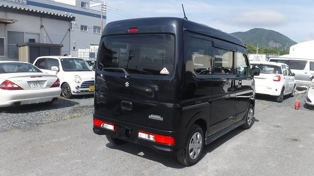 SUZUKI EVERY WAGON 2019/3