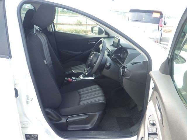 MAZDA DEMIO 2019/3
