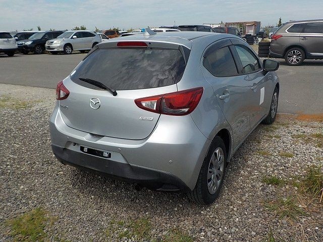 MAZDA DEMIO 2019/3