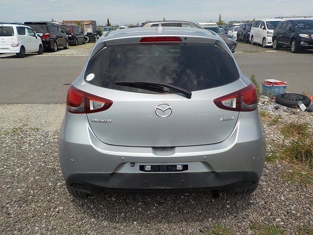 MAZDA DEMIO 2019/3