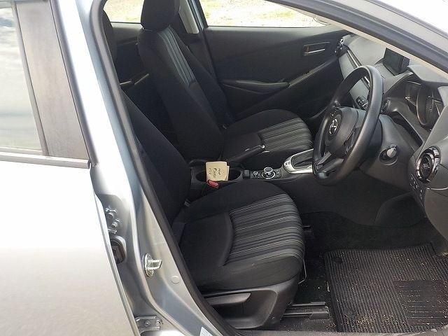 MAZDA DEMIO 2019/4