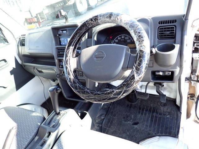 NISSAN NT100 CLIPPER TRUCK 2019/10