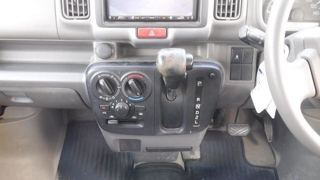 NISSAN NV100 CLIPPER VAN 2019/1