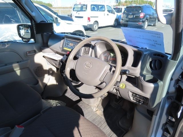 NISSAN NV100 CLIPPER VAN 2019/11