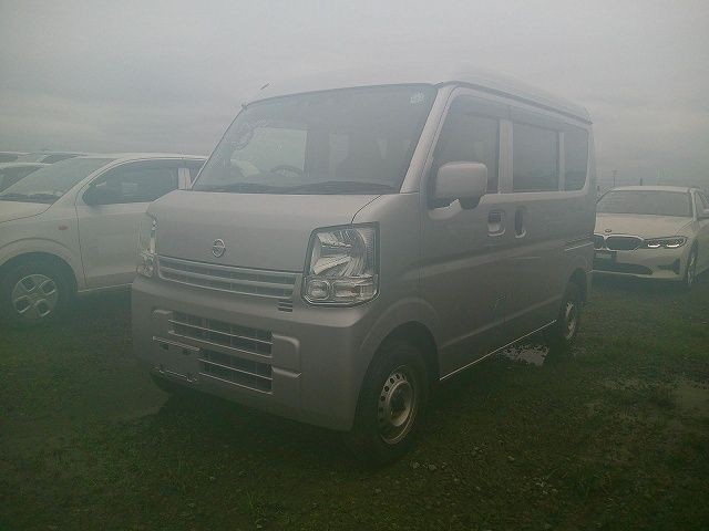 NISSAN NV100 CLIPPER VAN 2020/6