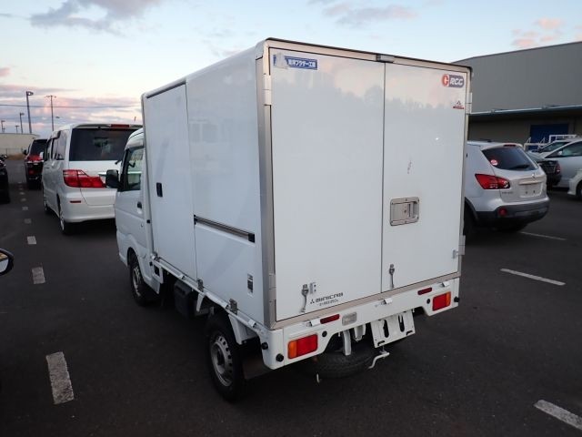 MITSUBISHI MINICAB TRUCK 2019/10