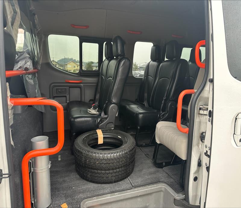 NISSAN NV350 CARAVAN 2017/6