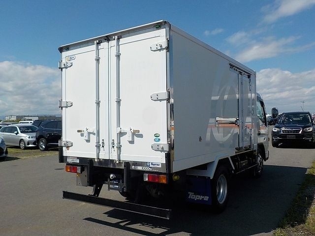 MITSUBISHI CANTER 2019/12