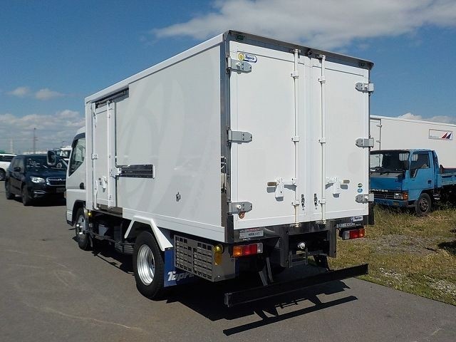 MITSUBISHI CANTER 2019/12