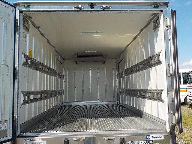 MITSUBISHI CANTER 2019/12