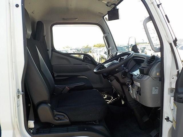 MITSUBISHI CANTER 2019/12