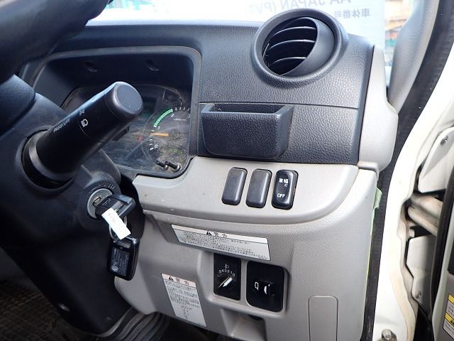 MITSUBISHI CANTER 2016/10