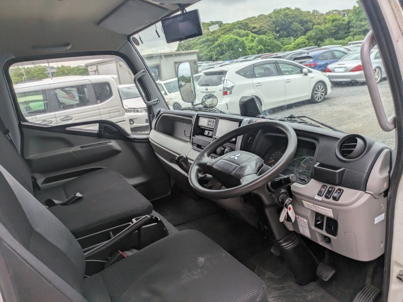 MITSUBISHI CANTER 2019/7