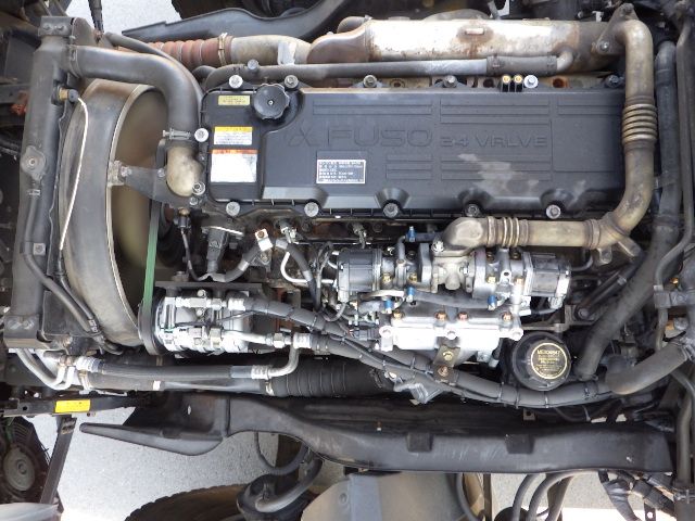 MITSUBISHI FIGHTER 2016/6