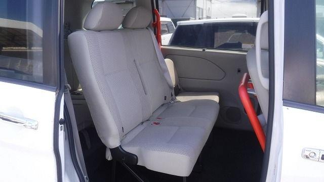 NISSAN SERENA 2018/7