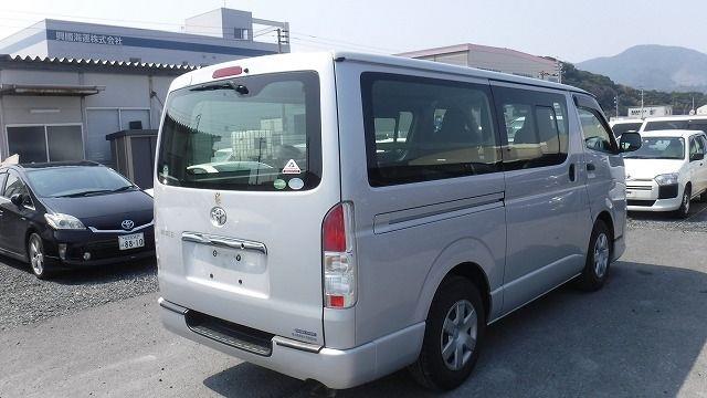 TOYOTA HIACE 2018/3