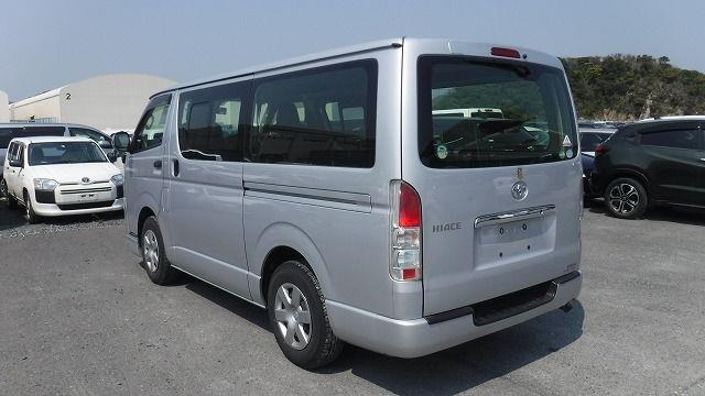 TOYOTA HIACE 2018/3