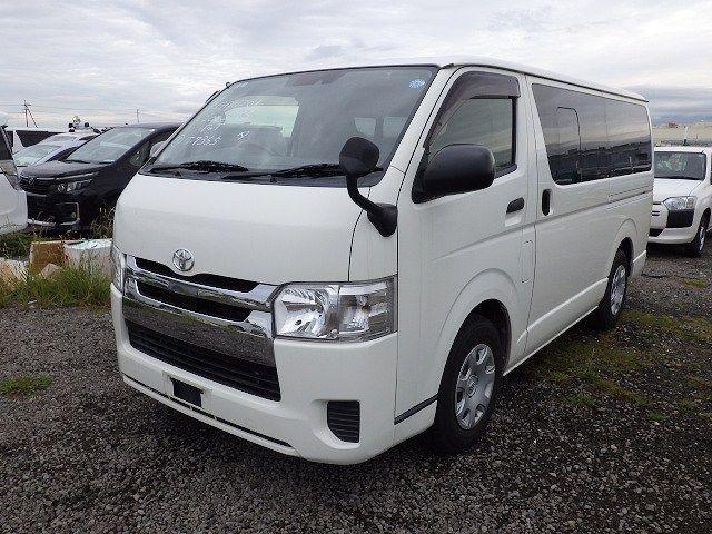 TOYOTA HIACE 2018/9