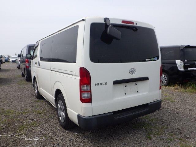 TOYOTA HIACE 2018/12