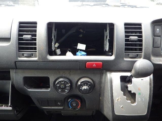 TOYOTA HIACE 2018/12