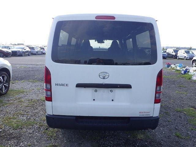 TOYOTA HIACE 2019/10