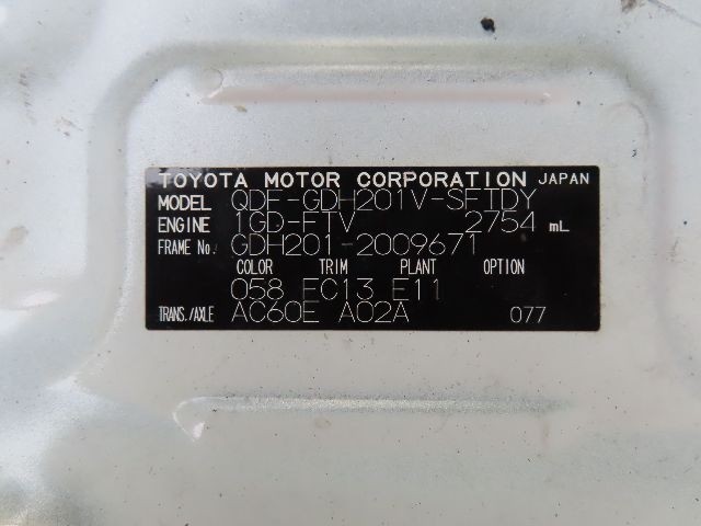TOYOTA HIACE 2019/11