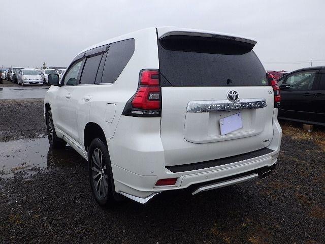 TOYOTA LAND CRUISER PRADO 2018/10