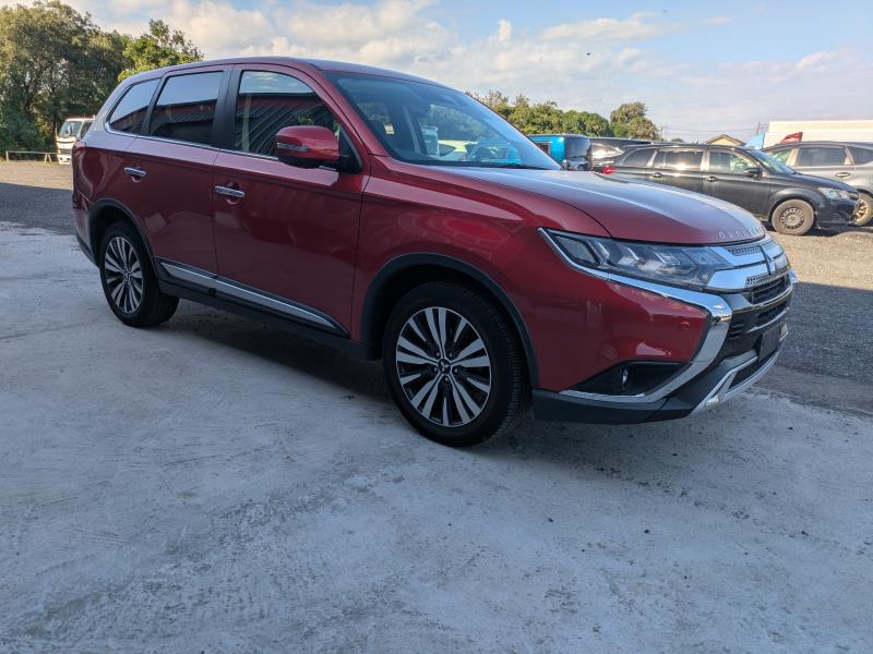 MITSUBISHI OUTLANDER 2019/6
