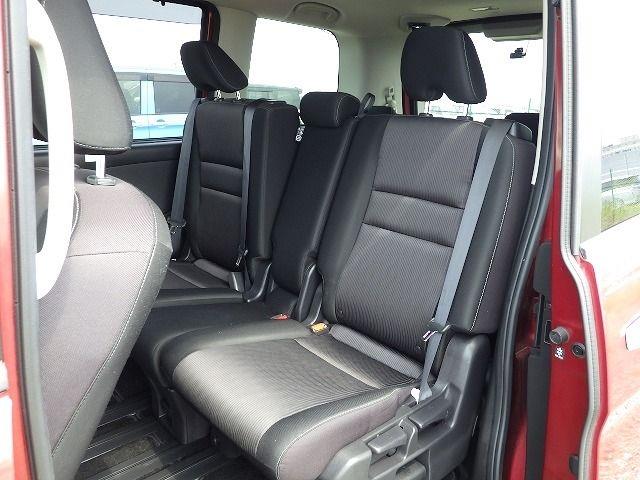 NISSAN SERENA 2018/3