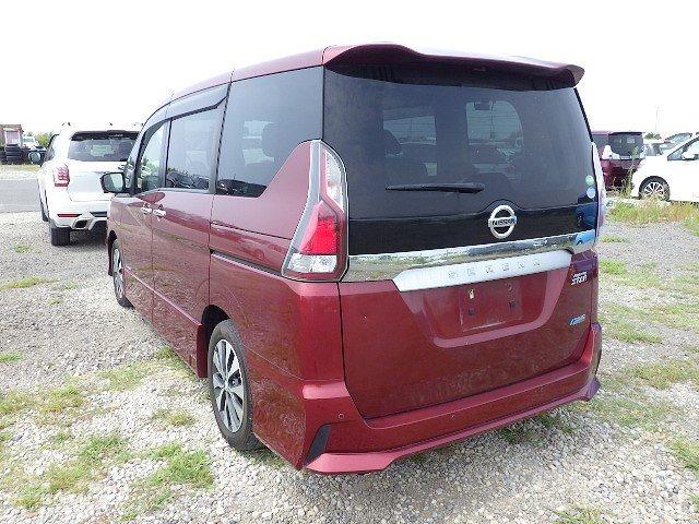 NISSAN SERENA 2018/3