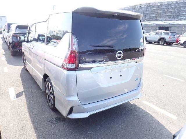NISSAN SERENA 2018/6