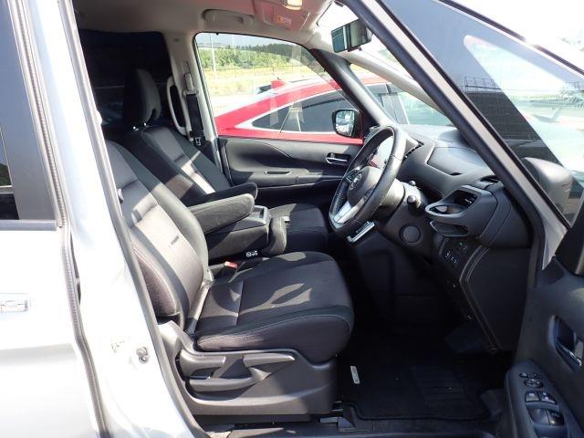 NISSAN SERENA 2018/6