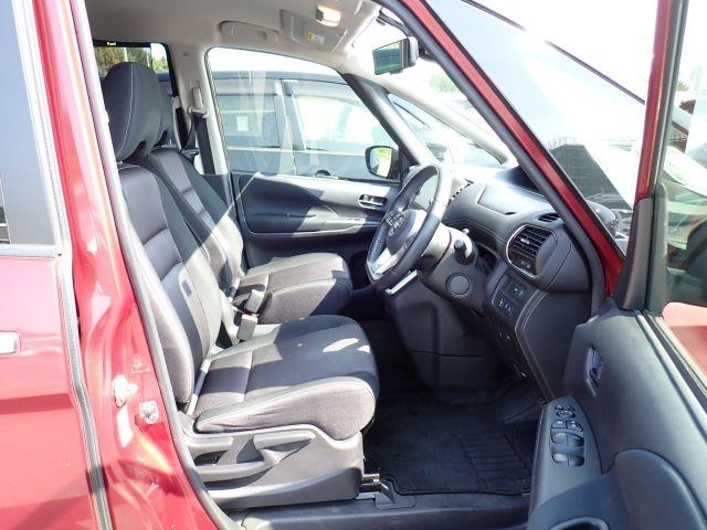 NISSAN SERENA 2018/2