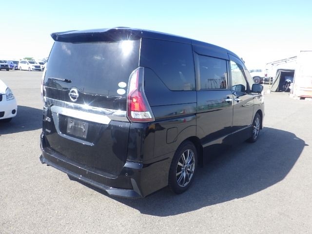 NISSAN SERENA 2019/3