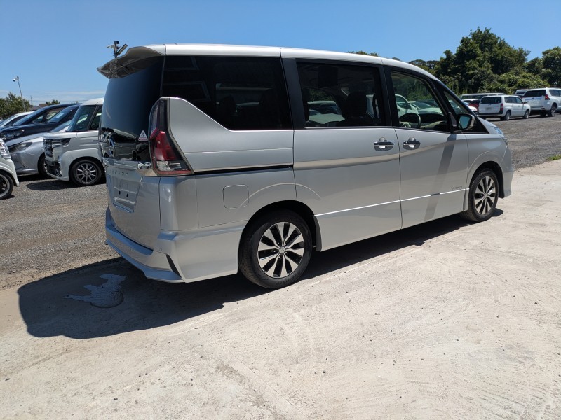NISSAN SERENA 2019/1