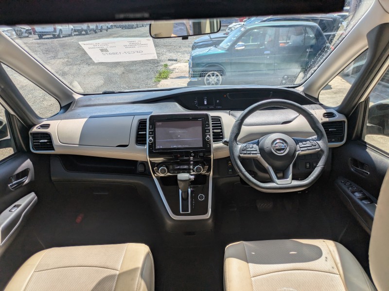 NISSAN SERENA 2019/1