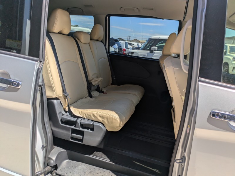 NISSAN SERENA 2019/1